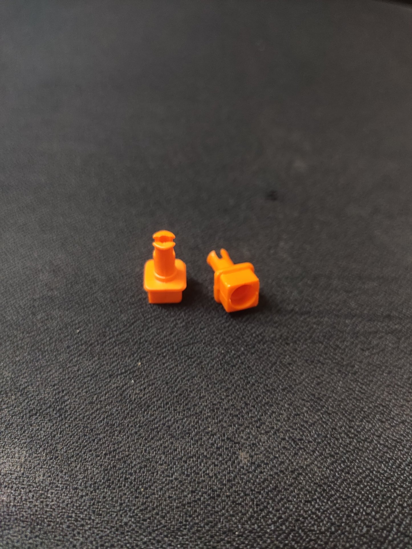 Free Rotating Axle - Witbricks